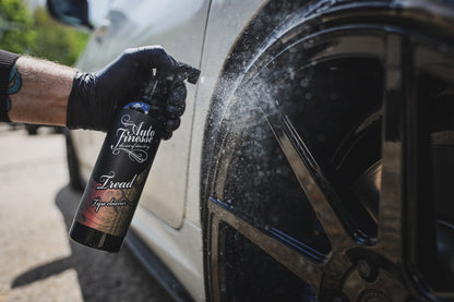 Auto Finesse Tread - Препарат за почистване на гуми